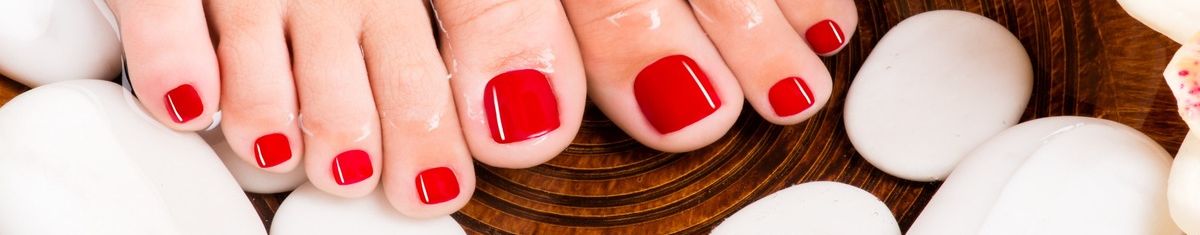 pies de uñas rojas